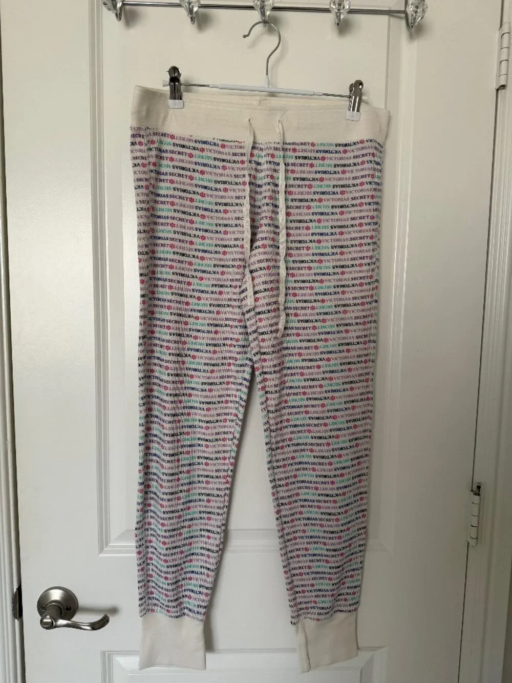 Victoria's Secret Logo Print Pajama Set White Multicolor Size M